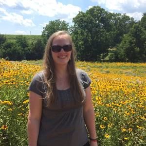 Meet your Posher, Elizabeth